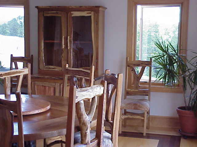 china hutch and rootball table